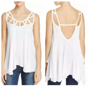 Flowy tank